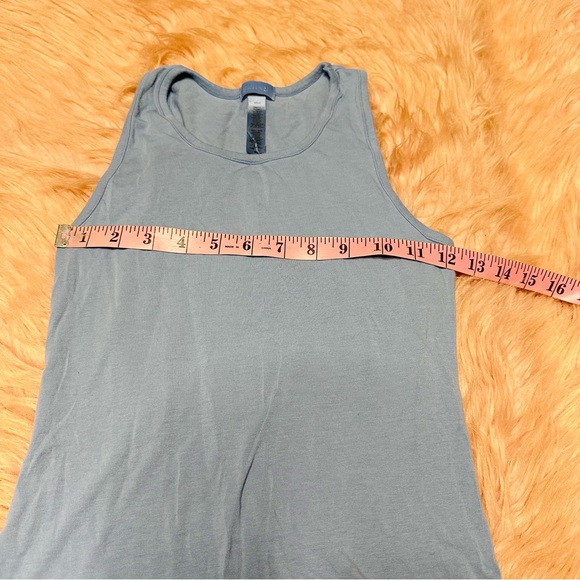 SKIMS Sky Blue Sleeveless Pajama Set - Picture 3 of 12